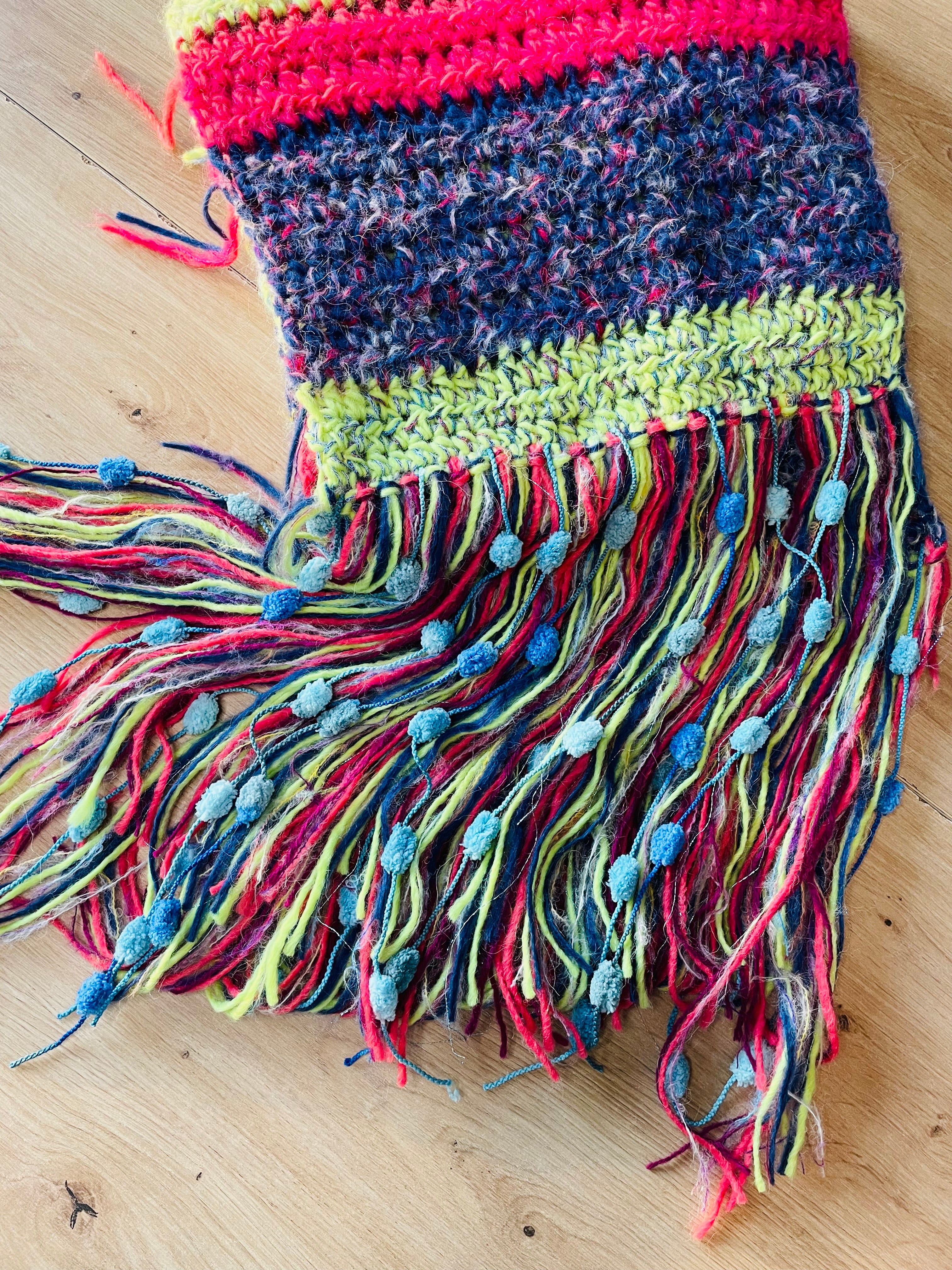 Maxi scarf